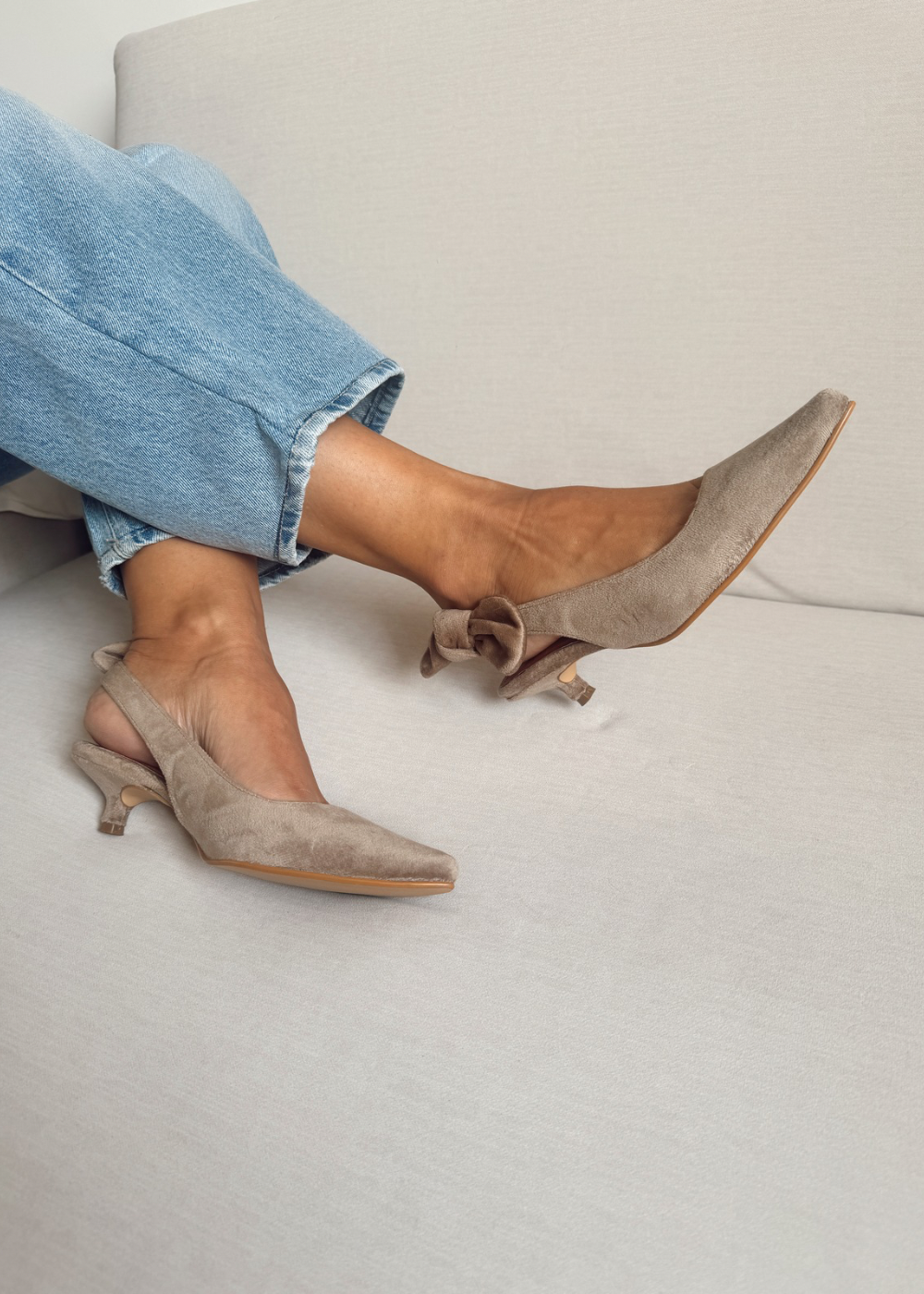 Tacón Emma Moño Avellana